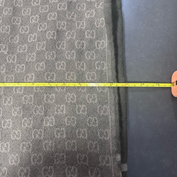 Gucci Cashmere GG Monogram Scarf Authentic - Picture 4 of 5